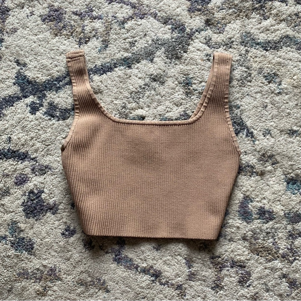 Aritzia Babaton Sculpt Knit Tank Top Beige